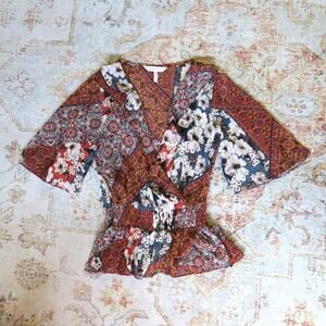 BCBG Boho Ruffle Wrap Blouse Long Sleeve V-Neck Women’s Size XS